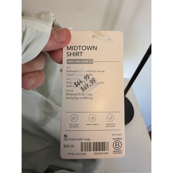 NWT Athleta Women's Midtown Button Down Shirt Mint Color Small - Picture 4 of 4